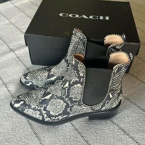 COACH Size 8 Black & White Embossed Faux Snake Leather Boots